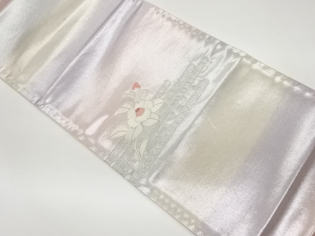 銀駒相良刺繍椿模様袋帯